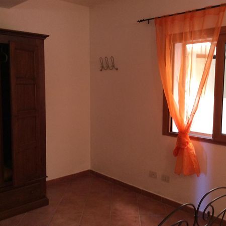 Appartamenti Le Gemme Palau Habitación foto